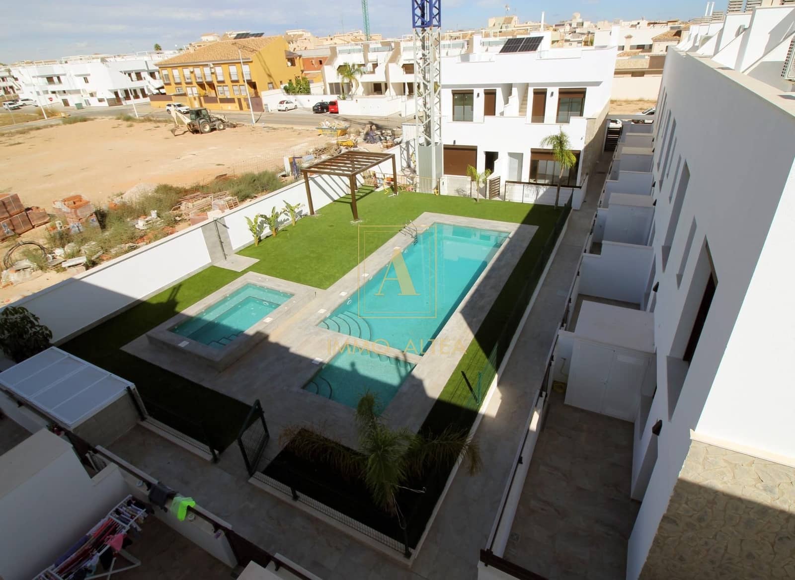 4 slaapkamer Villa te koop in Pilar de la Horadada met zwembad garage - € 384.900 (Ref: 10061231)