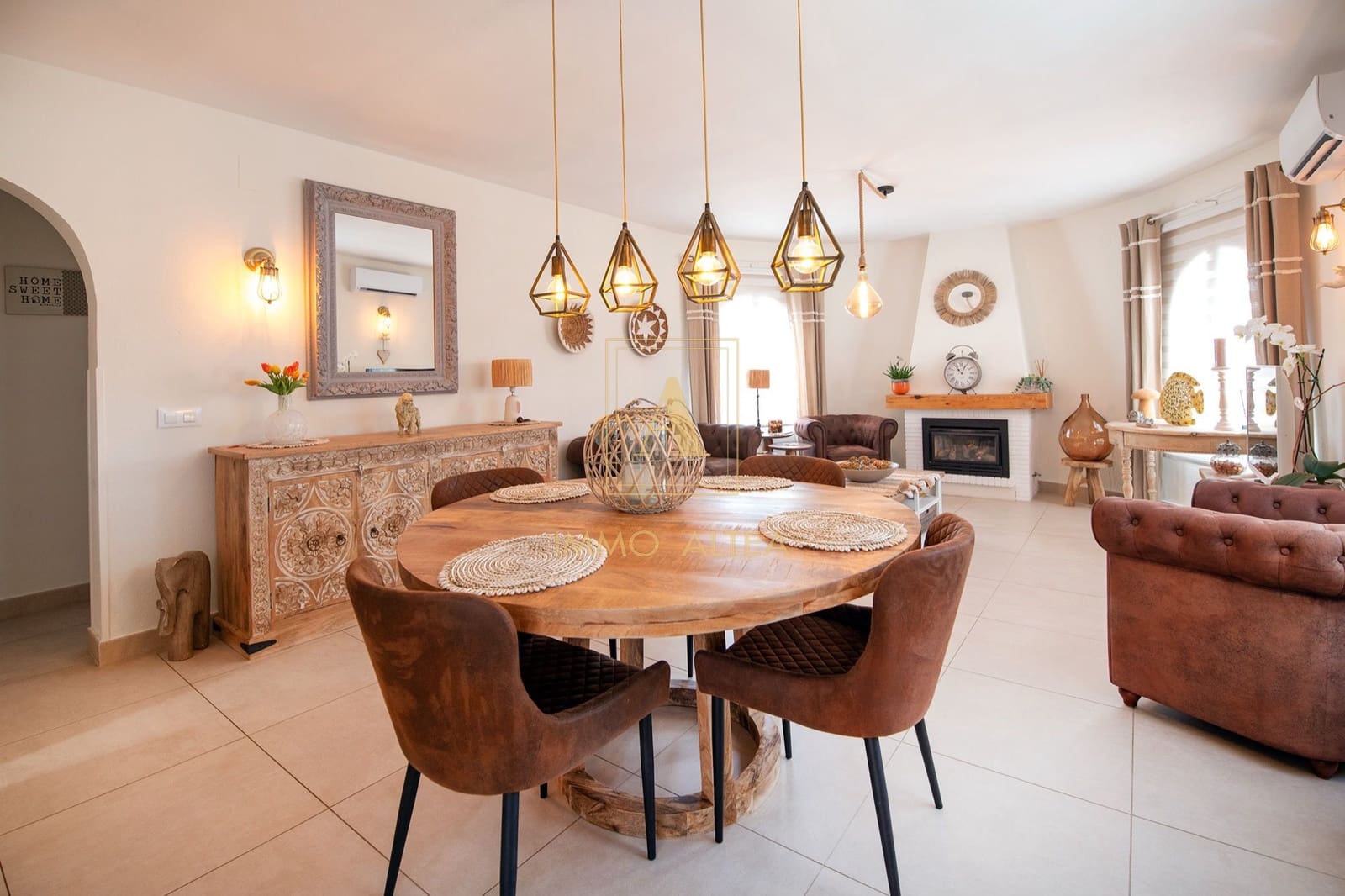 2 bedroom Villa for sale in Alicante / Alacant city with pool garage - € 579,000 (Ref: 10097502)