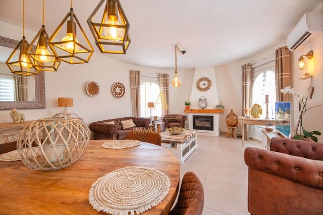 Chalet de 2 habitaciones en Alicante / Alacant ciudad en venta con piscina garaje - 579.000 € (Ref: 10097502)
