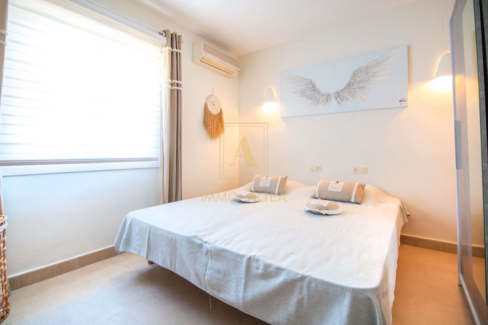 2 bedroom Villa for sale in Alicante / Alacant city with pool garage - € 579,000 (Ref: 10097502)