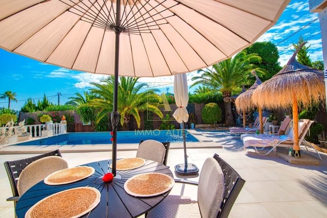 Chalet de 2 habitaciones en Alicante / Alacant ciudad en venta con piscina garaje - 579.000 € (Ref: 10097502)