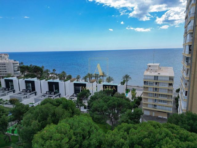 4 soverom Villa til salgs i Alicante by med garasje - € 1 090 000 (Ref: 10113531)