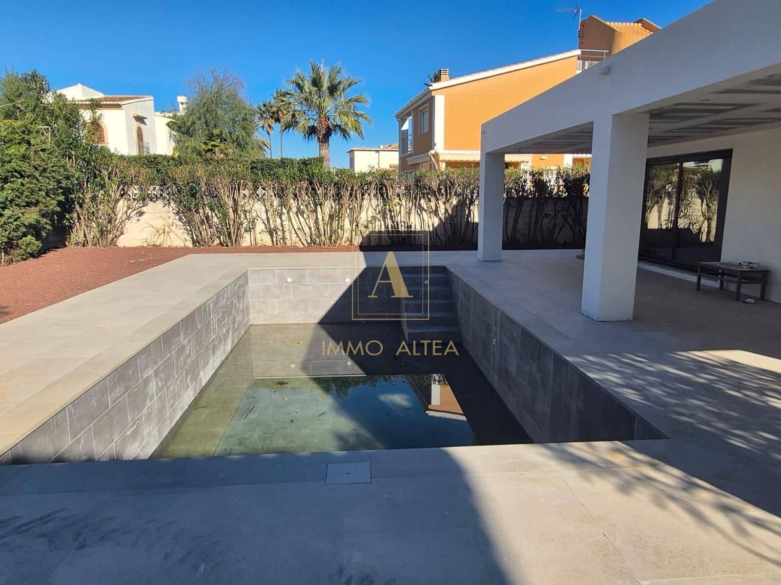 3 chambre Villa/Maison à vendre à Denia avec piscine - 1 190 000 € (Ref: 10139085)