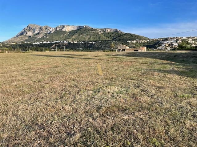 Ubebygd land til salgs i Dénia - € 500 000 (Ref: 10158963)