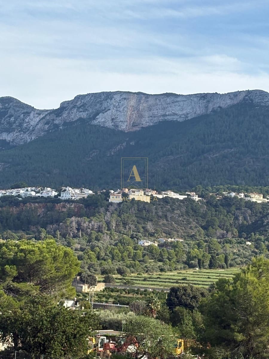 Rakentamaton maa myytävänä paikassa Denia - 500 000 € (Ref: 10158963)