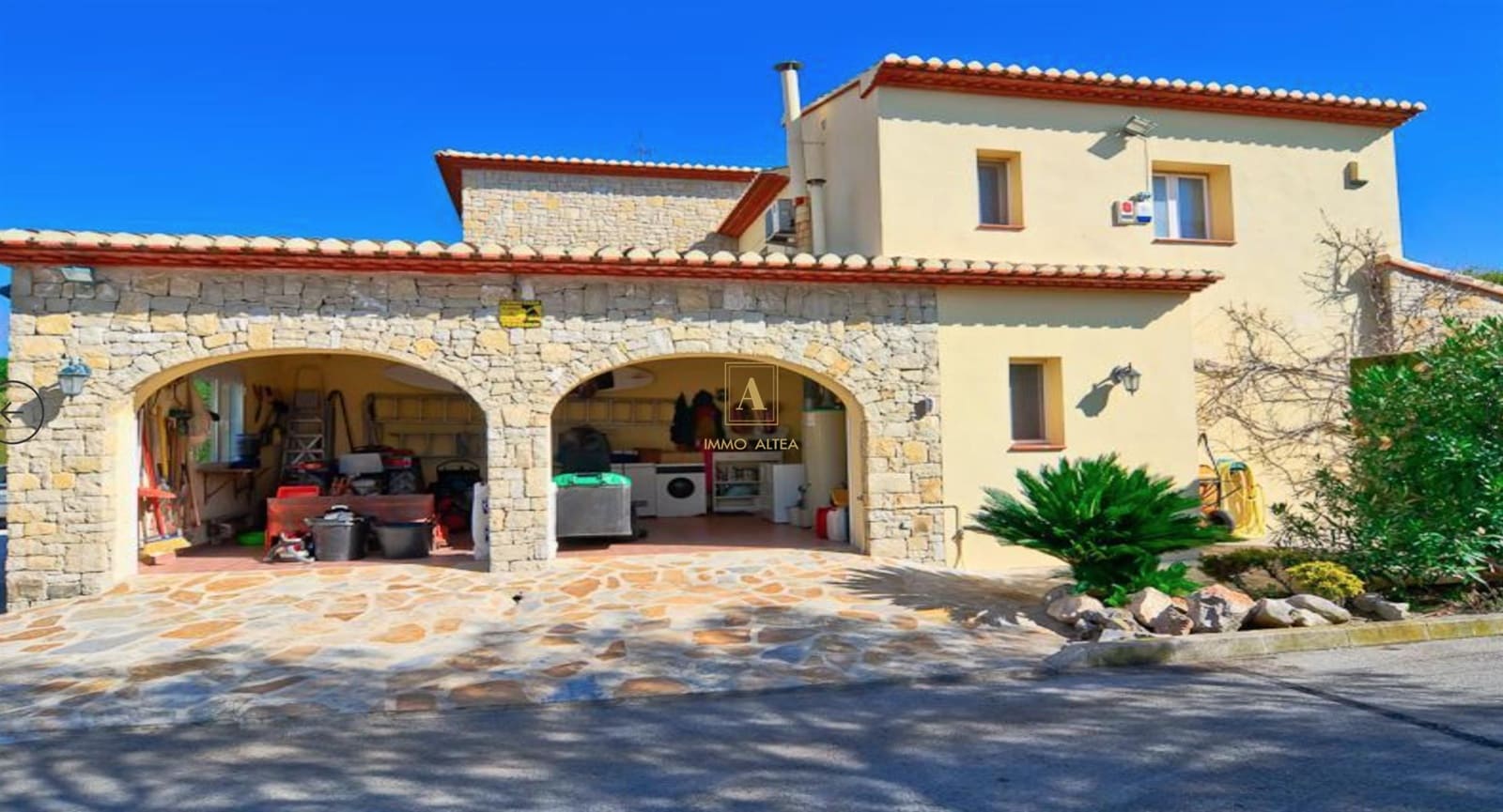 6 bedroom Villa for sale in Benissa - € 1,750,000 (Ref: 7321658)