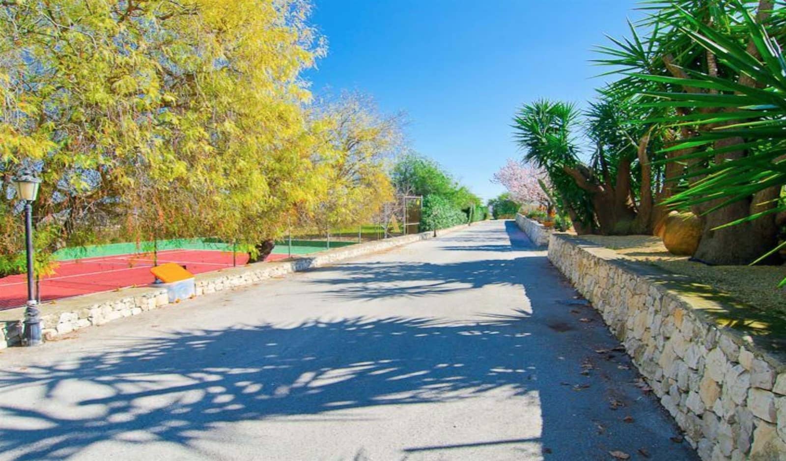 6 bedroom Villa for sale in Benissa - € 1,750,000 (Ref: 7321658)