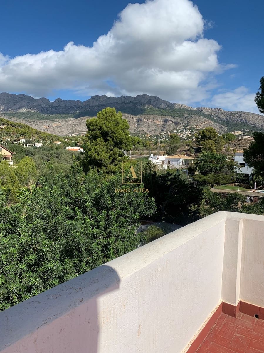 5 quarto Moradia para venda em Altea com piscina garagem - 1 600 000 € (Ref: 7321762)