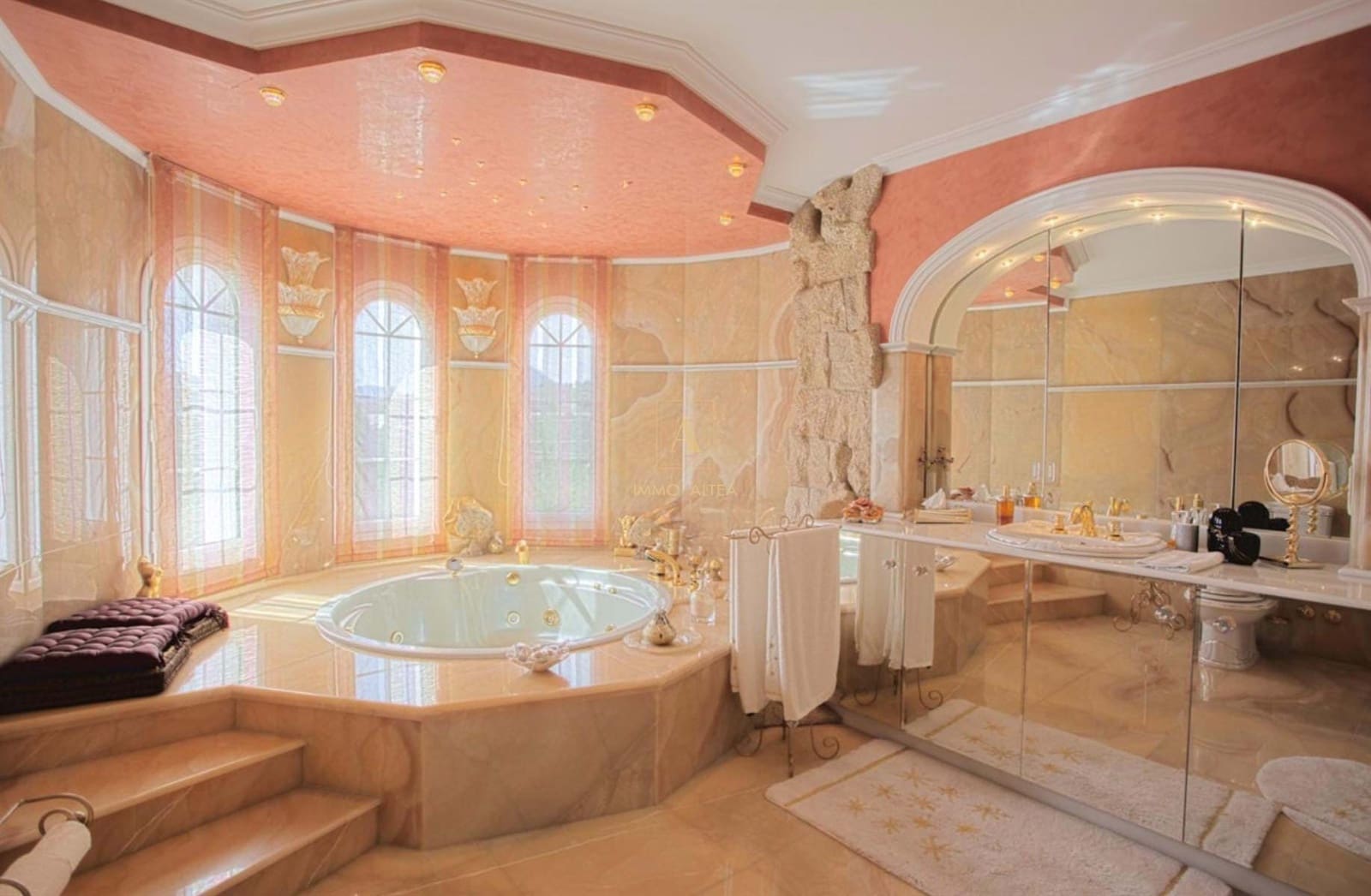 7 slaapkamer Villa te koop in La Nucia met zwembad garage - € 2.900.000 (Ref: 7321799)