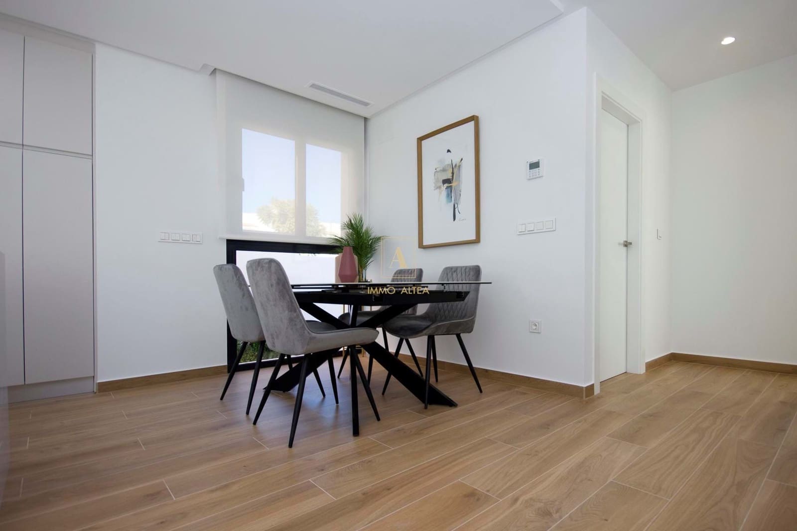 3 bedroom Villa for sale in El Campello - € 849,900 (Ref: 7321856)