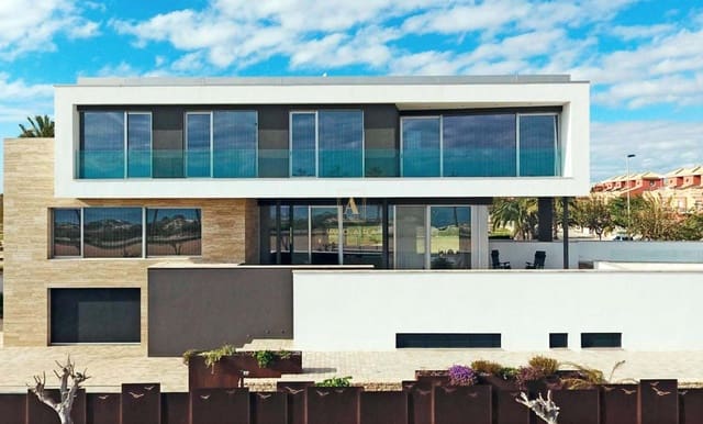 7 quarto Moradia para venda em Torre de la Horadada, Pilar de la Horadada - 3 450 000 € (Ref: 7321863)