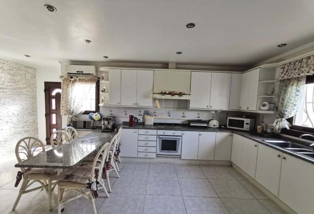 5 bedroom Villa for sale in Javea / Xàbia - € 1,950,000 (Ref: 7321864)