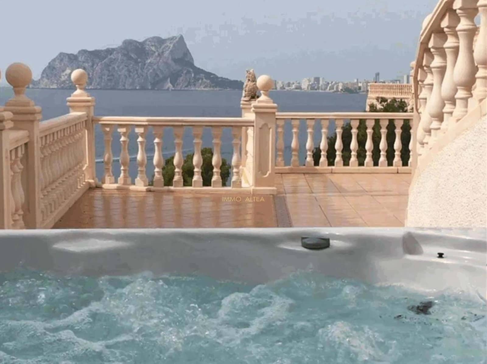 Huvila myytävänä paikassa Benissa - 2 400 000 € (Ref: 7321895)