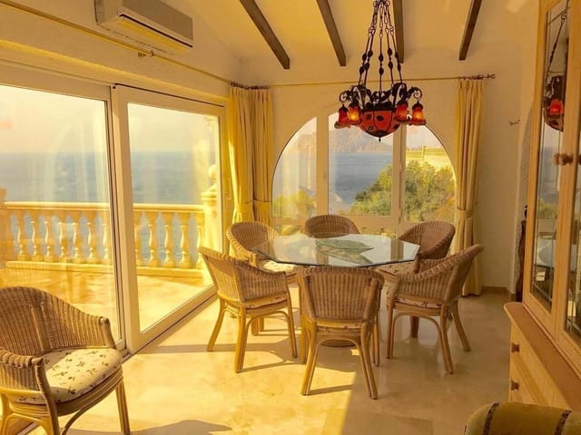 Huvila myytävänä paikassa Benissa - 2 400 000 € (Ref: 7321895)