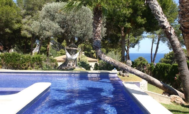 5 soveværelse Villa til salg i Moraira, Teulada-Moraira - € 1.495.000 (Ref: 7377892)