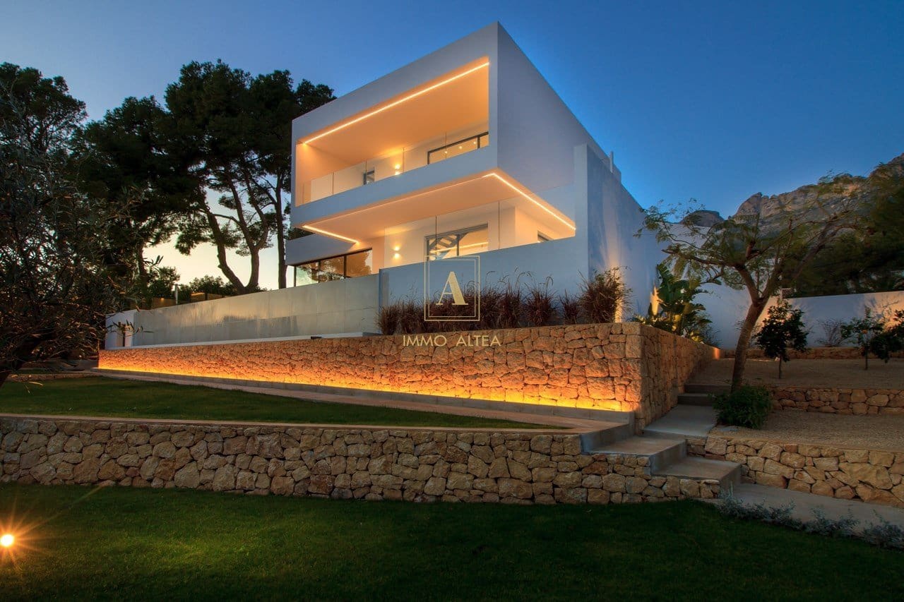 5 soverom Villa til salgs i Altea - € 2 490 000 (Ref: 7484846)