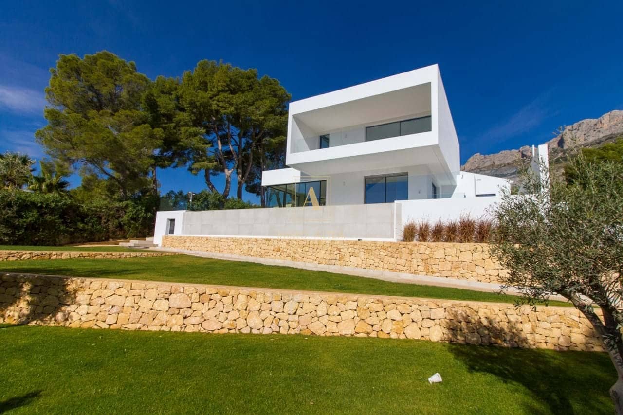 5 soverom Villa til salgs i Altea - € 2 490 000 (Ref: 7484846)