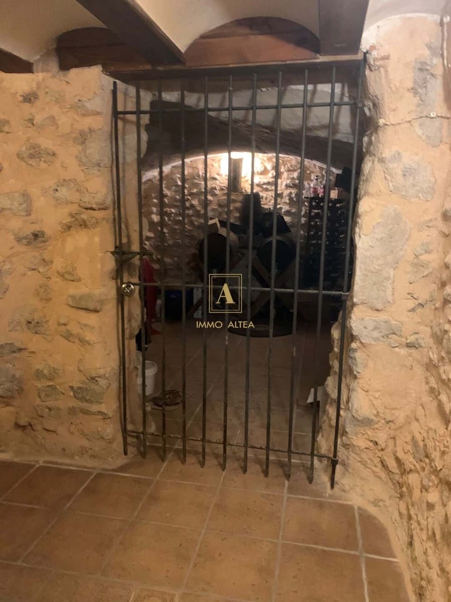 7 soveværelse Byhus til salg i Penaguila - € 400.000 (Ref: 7641125)