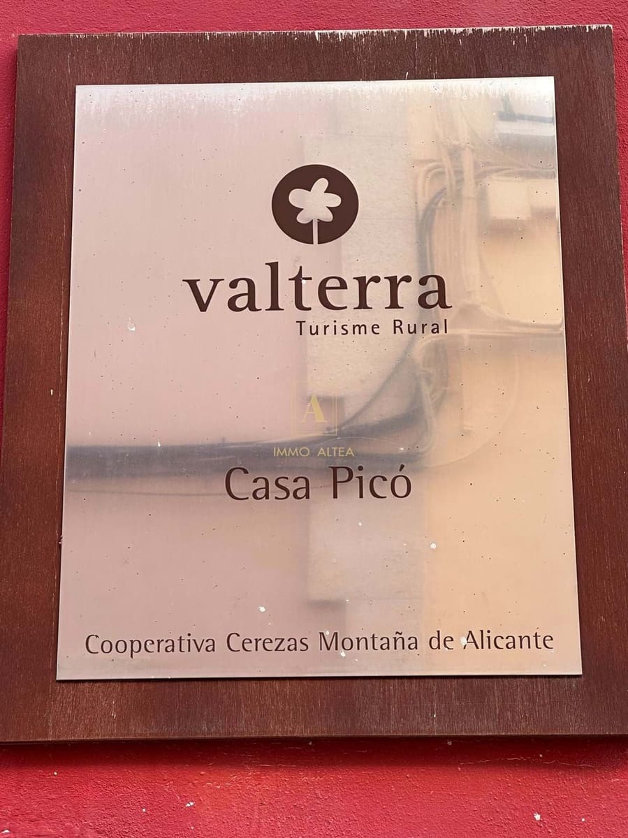 7 soveværelse Byhus til salg i Penaguila - € 400.000 (Ref: 7641125)