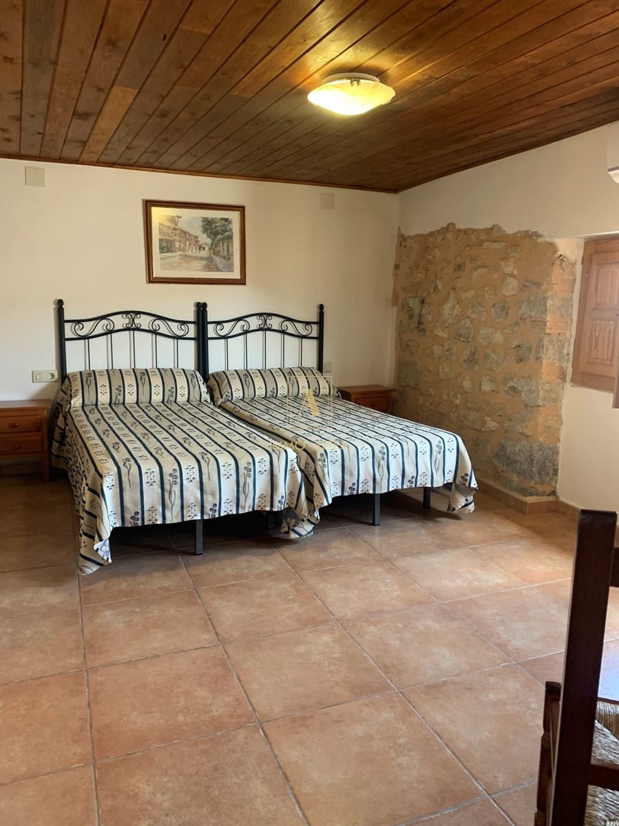 7 soveværelse Byhus til salg i Penaguila - € 400.000 (Ref: 7641125)