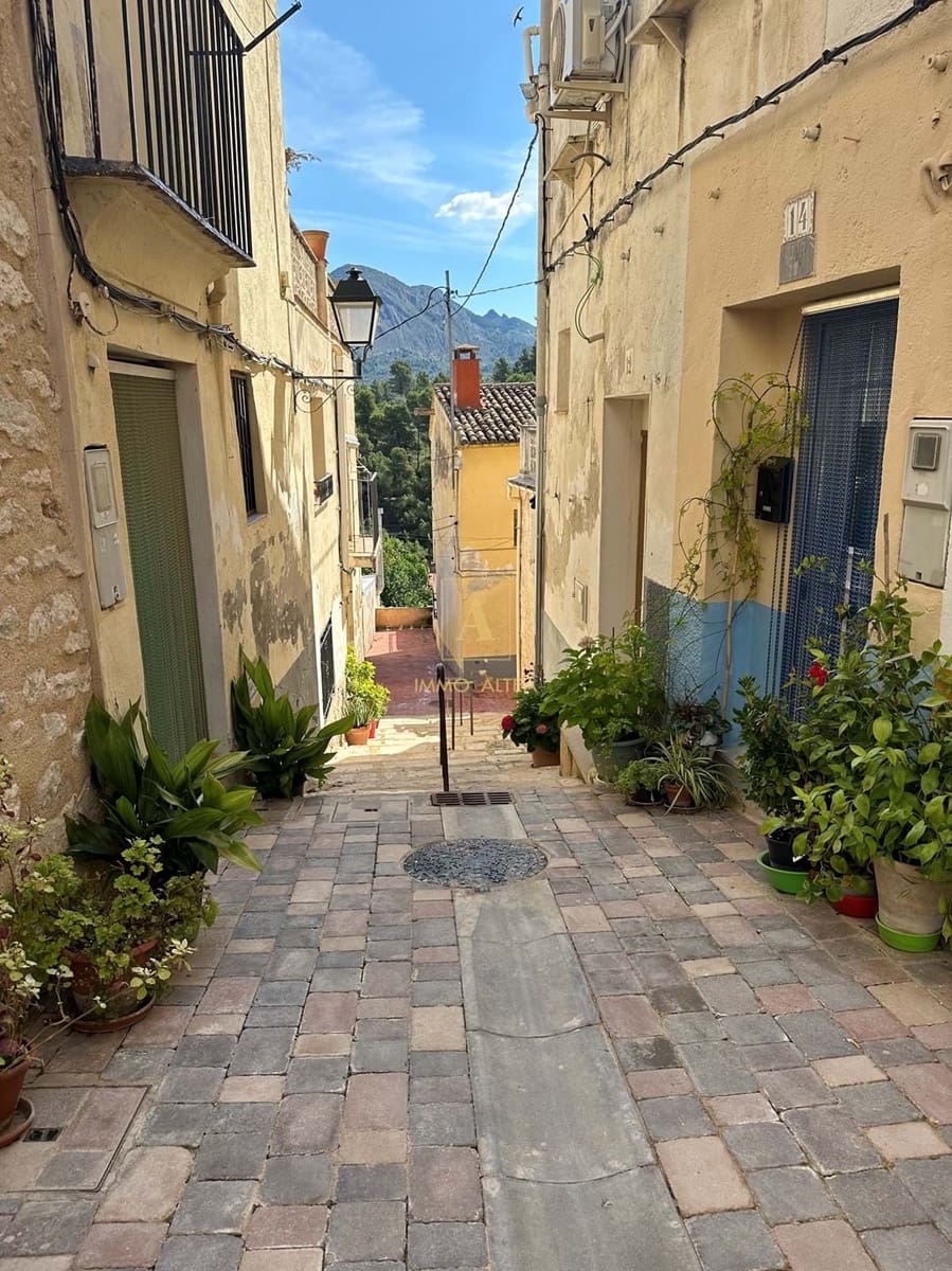 7 soveværelse Byhus til salg i Penaguila - € 400.000 (Ref: 7641125)