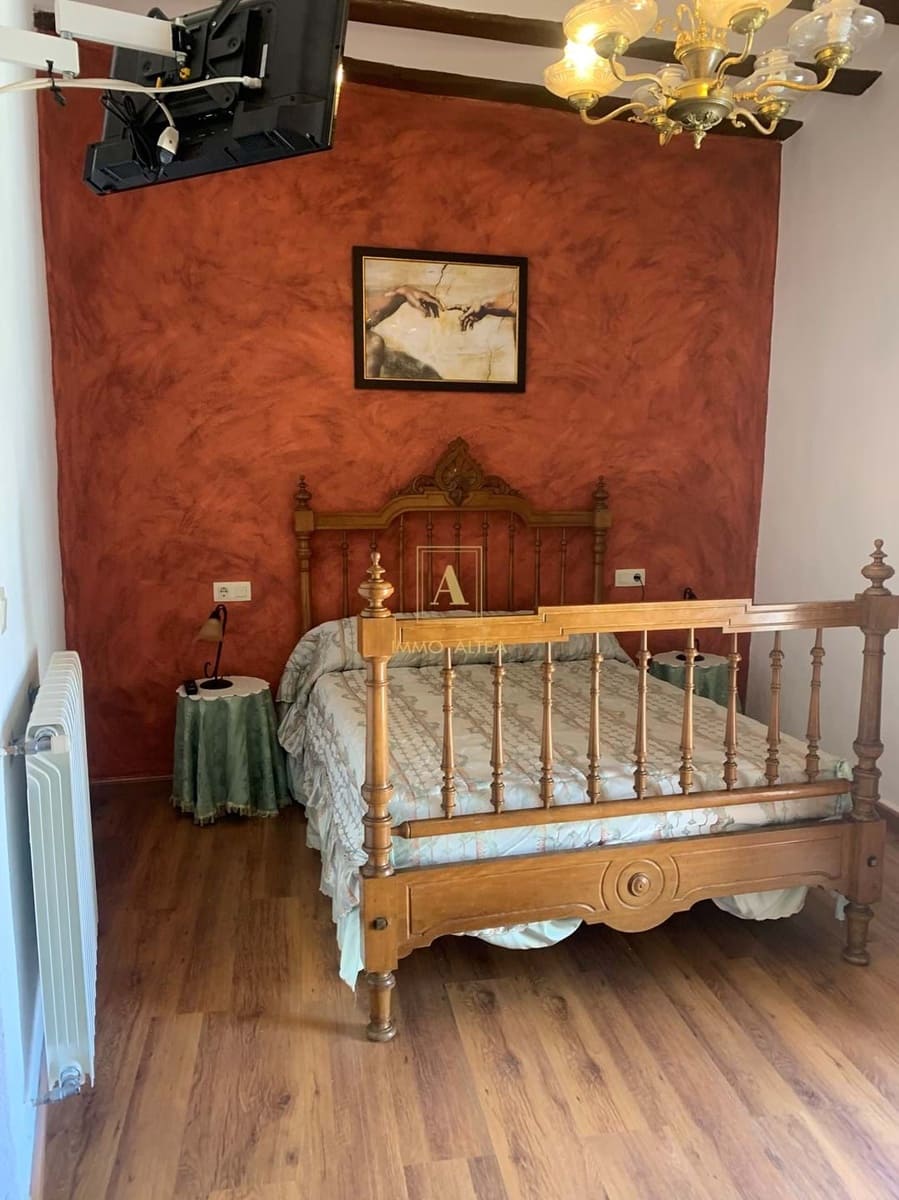 7 soveværelse Byhus til salg i Penaguila - € 400.000 (Ref: 7641125)