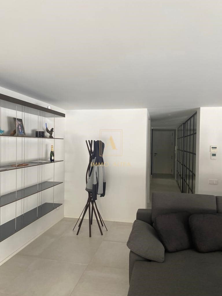 3 soveværelse Villa til salg i Alicante by med swimmingpool garage - € 1.600.000 (Ref: 7945427)