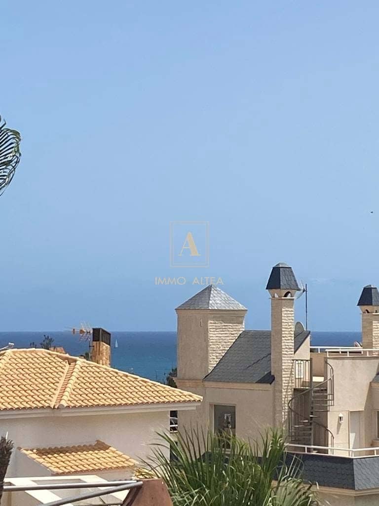 3 soveværelse Villa til salg i Alicante by med swimmingpool garage - € 1.600.000 (Ref: 7945427)