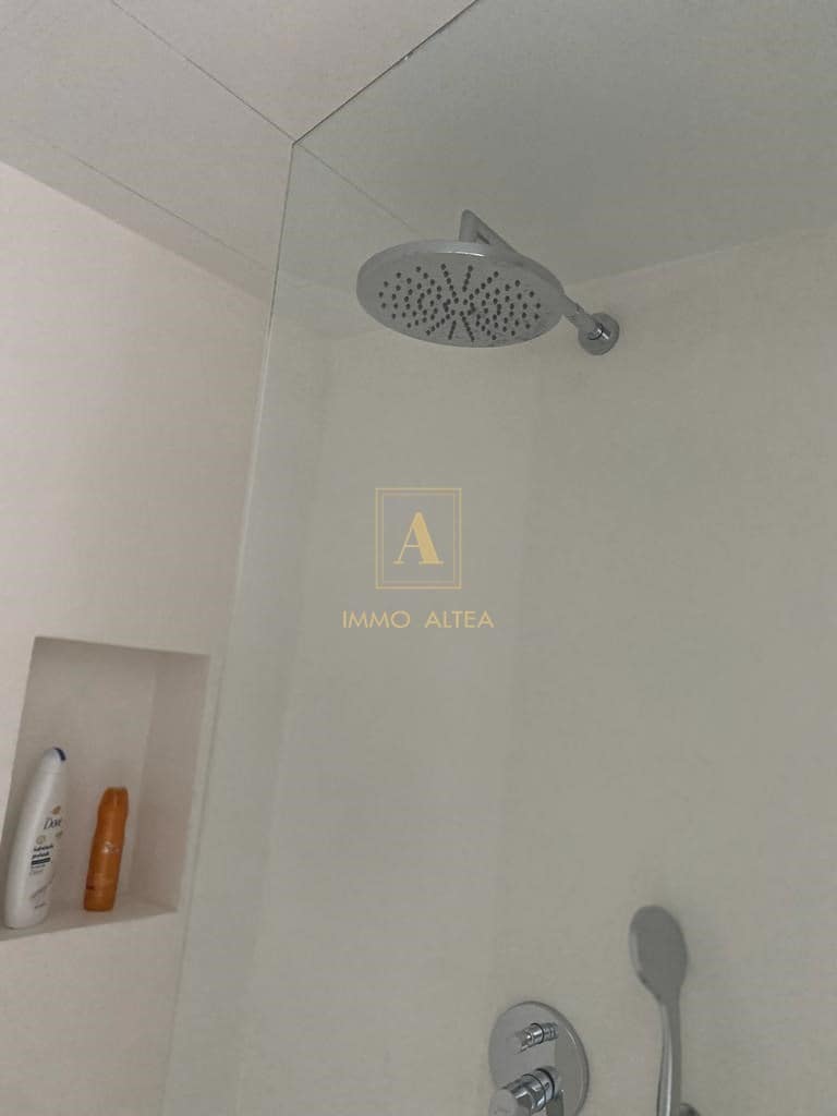 3 soveværelse Villa til salg i Alicante by med swimmingpool garage - € 1.600.000 (Ref: 7945427)