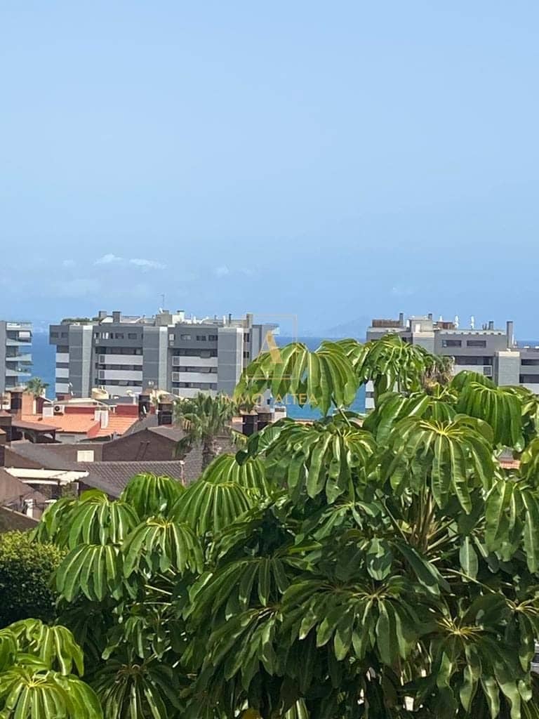 3 soveværelse Villa til salg i Alicante by med swimmingpool garage - € 1.600.000 (Ref: 7945427)