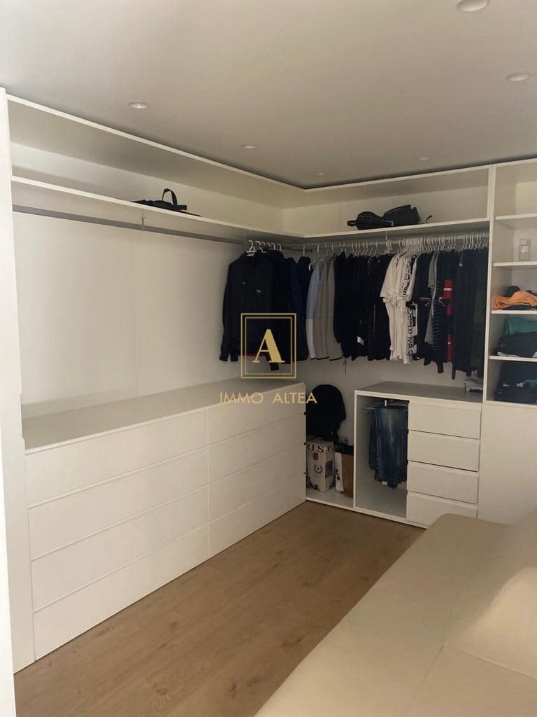 3 soveværelse Villa til salg i Alicante by med swimmingpool garage - € 1.600.000 (Ref: 7945427)