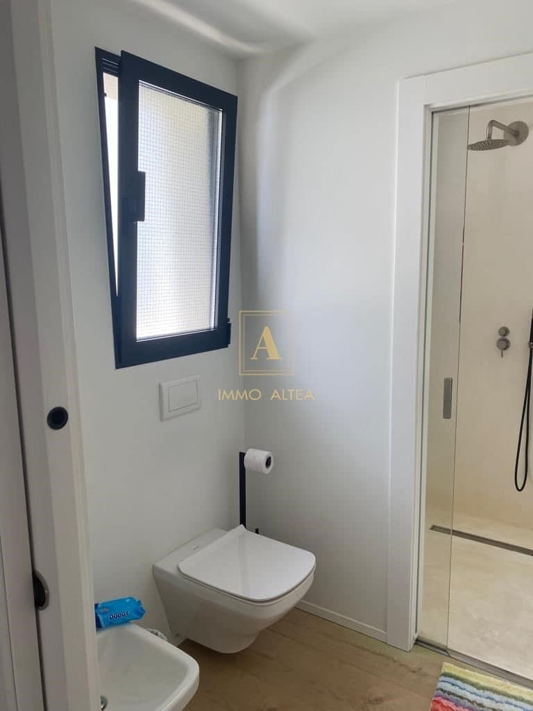 3 soveværelse Villa til salg i Alicante by med swimmingpool garage - € 1.600.000 (Ref: 7945427)