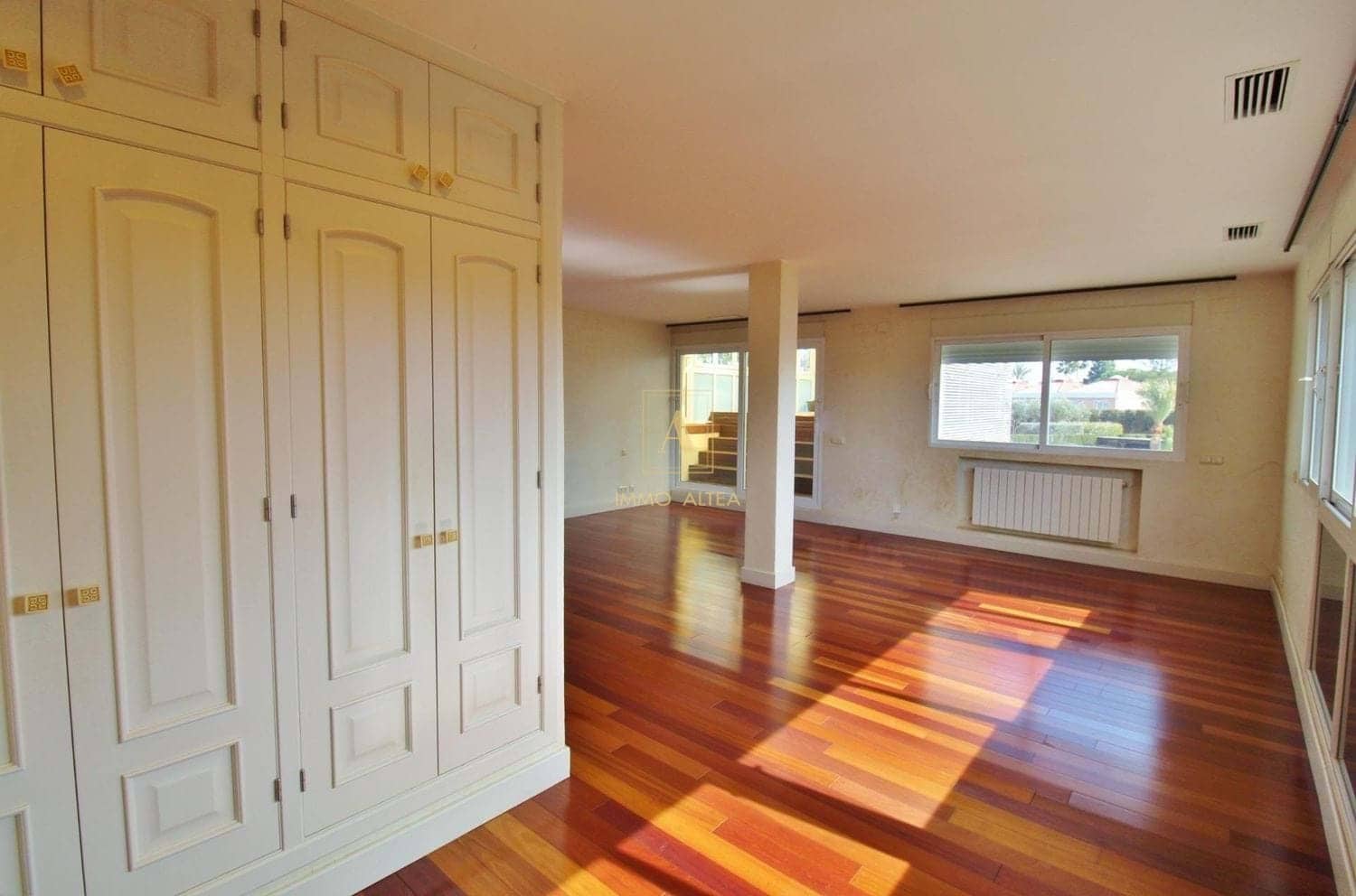 8 soveværelse Villa til salg i San Juan de Alicante / Sant Joan d'Alacant - € 1.200.000 (Ref: 8094312)