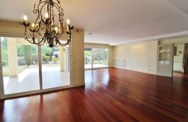 8 soveværelse Villa til salg i San Juan de Alicante / Sant Joan d'Alacant - € 1.200.000 (Ref: 8094312)