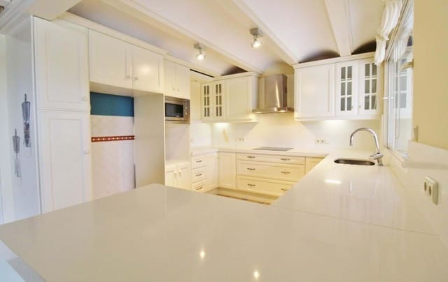 8 soveværelse Villa til salg i San Juan de Alicante / Sant Joan d'Alacant - € 1.200.000 (Ref: 8094312)