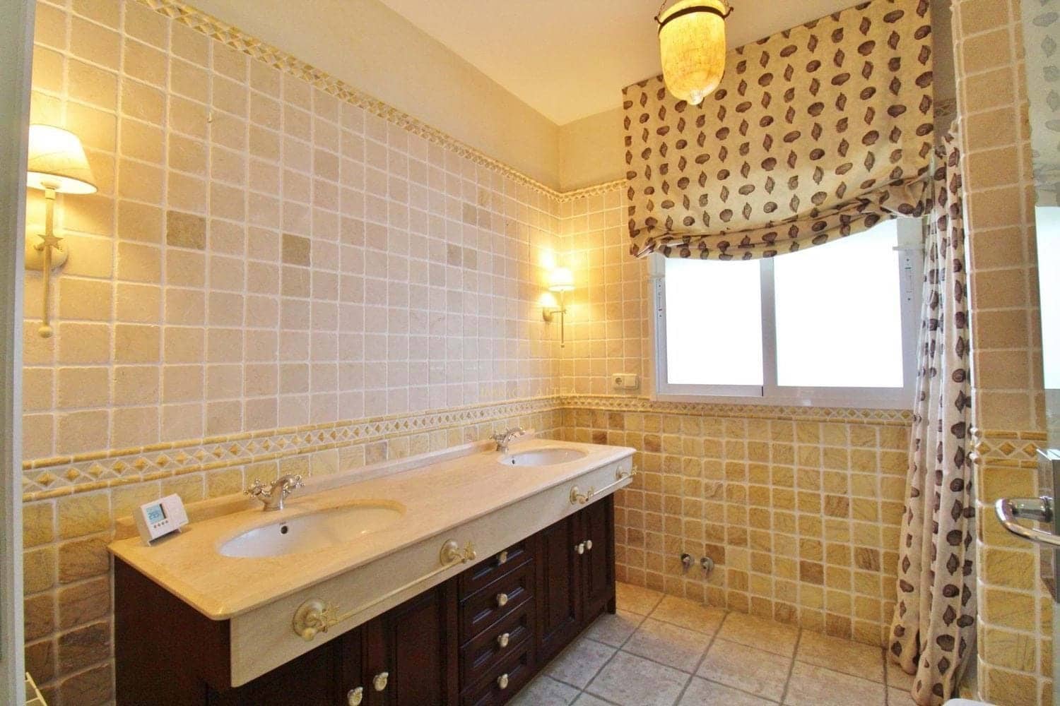 8 soveværelse Villa til salg i San Juan de Alicante / Sant Joan d'Alacant - € 1.200.000 (Ref: 8094312)