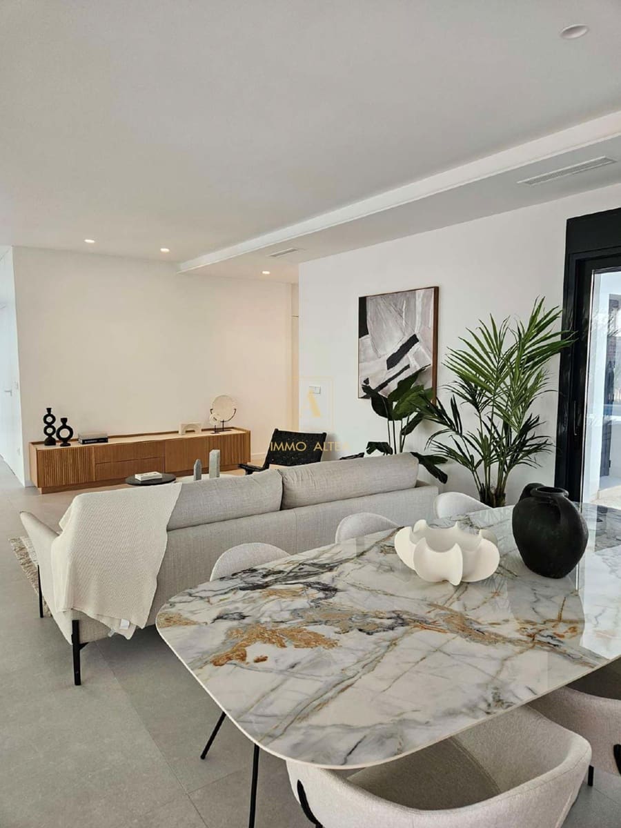 3 bedroom Villa for sale in Orihuela with pool garage - € 816,000 (Ref: 8456186)