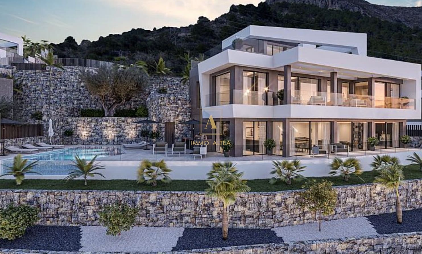4 bedroom Villa for sale in Calpe / Calp with pool - € 1,950,000 (Ref: 8458901)