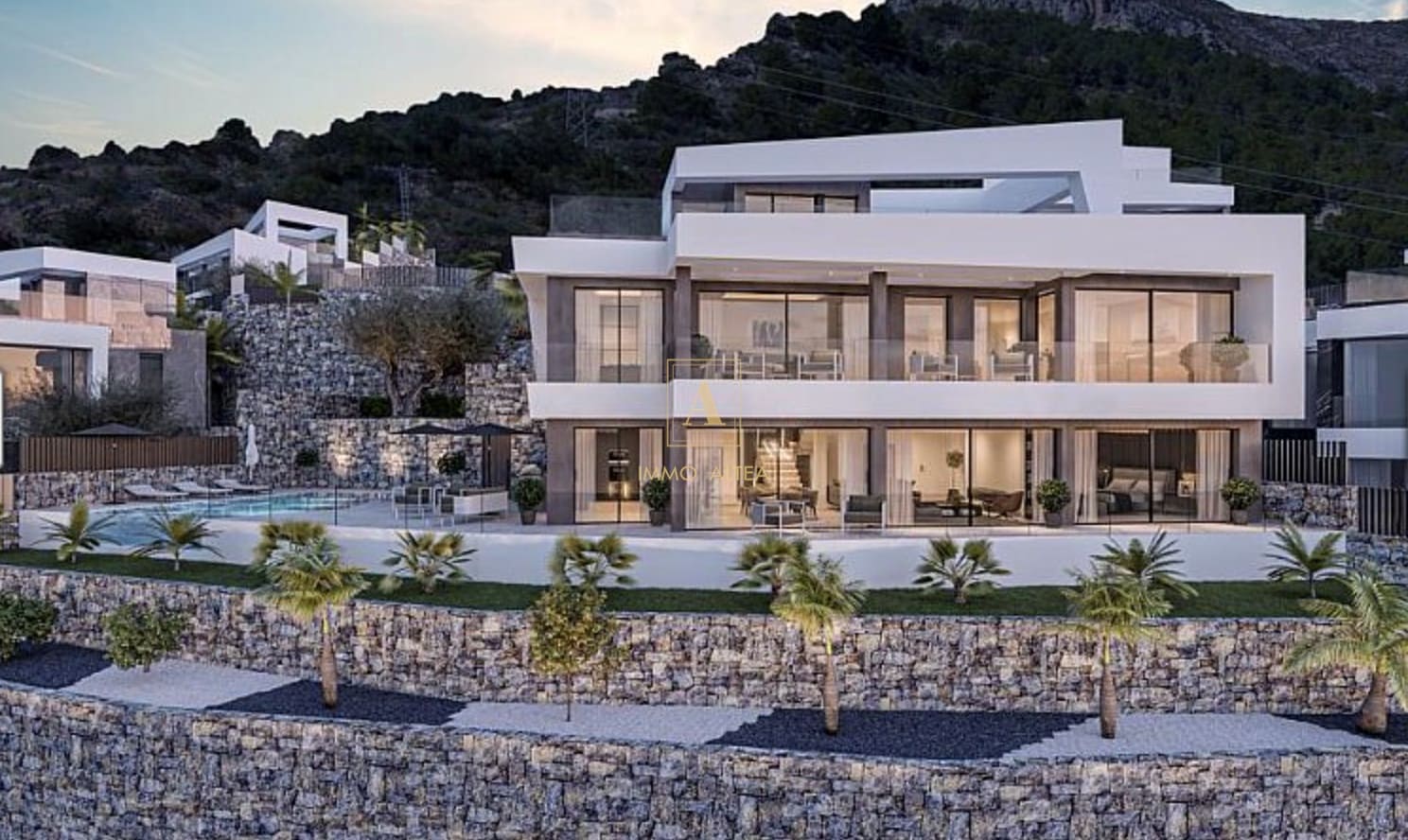 4 bedroom Villa for sale in Calpe / Calp with pool - € 1,950,000 (Ref: 8458901)