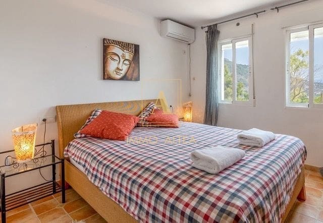 8 soveværelse Villa til salg i Calpe / Calp med swimmingpool garage - € 830.000 (Ref: 8681079)