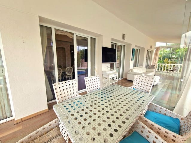 8 quarto Moradia para venda em Calpe / Calp com piscina garagem - 830 000 € (Ref: 8681079)