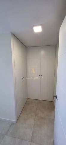 2 soveværelse Lejlighed til salg i Benidorm - € 379.000 (Ref: 8692135)