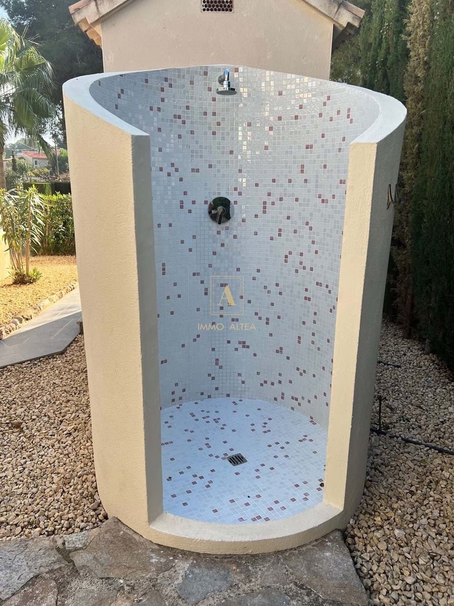 3 soveværelse Villa til salg i Benissa med swimmingpool garage - € 895.000 (Ref: 8736813)