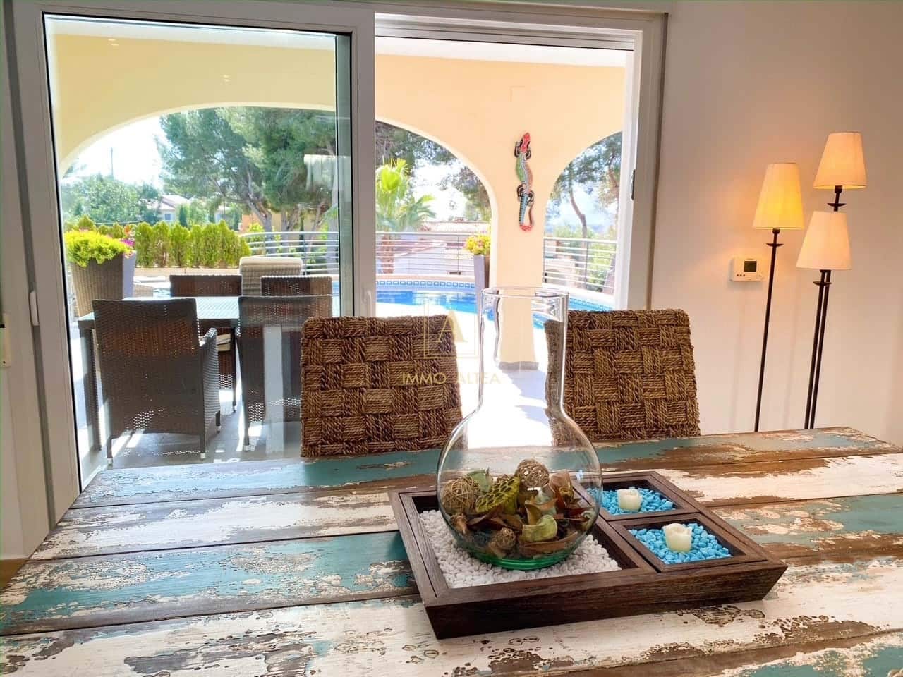 3 soveværelse Villa til salg i Benissa med swimmingpool garage - € 895.000 (Ref: 8736813)