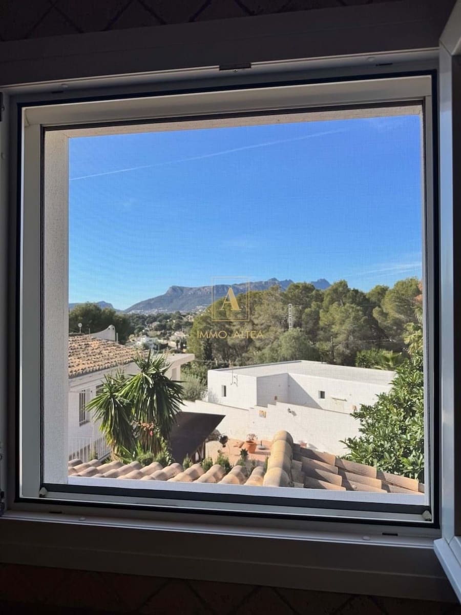 3 soveværelse Villa til salg i Benissa med swimmingpool garage - € 895.000 (Ref: 8736813)