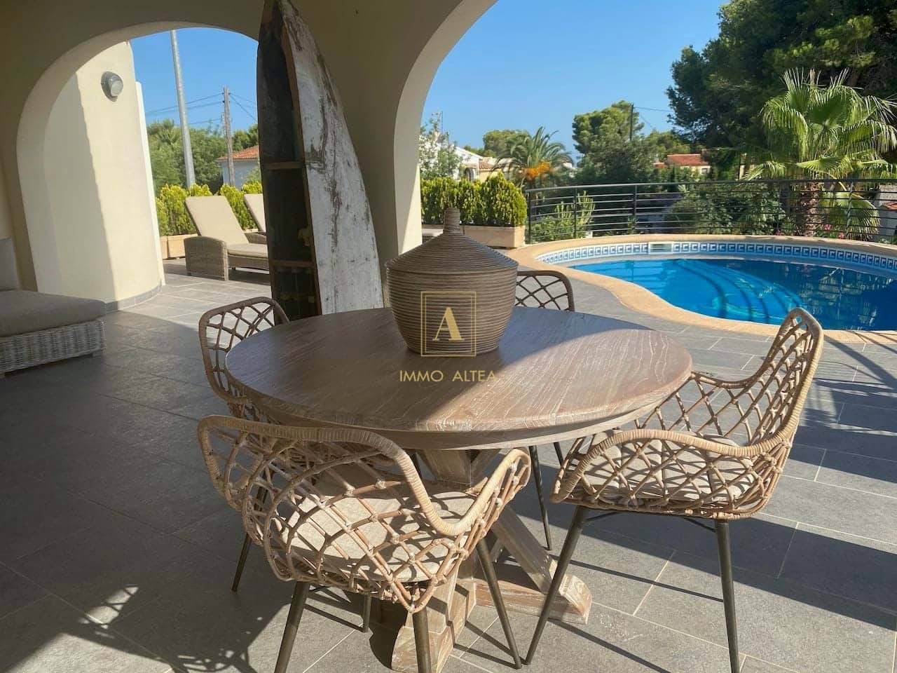 3 soveværelse Villa til salg i Benissa med swimmingpool garage - € 895.000 (Ref: 8736813)