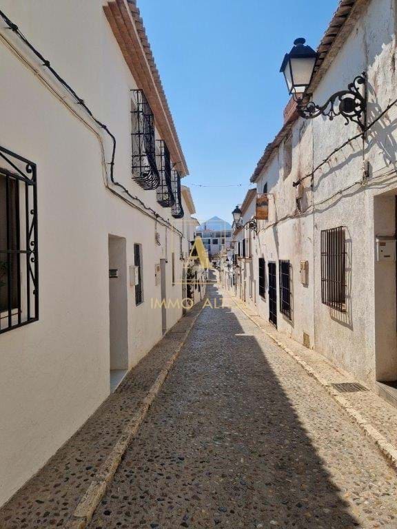 4 soveværelse Byhus til salg i Altea - € 435.000 (Ref: 9181558)