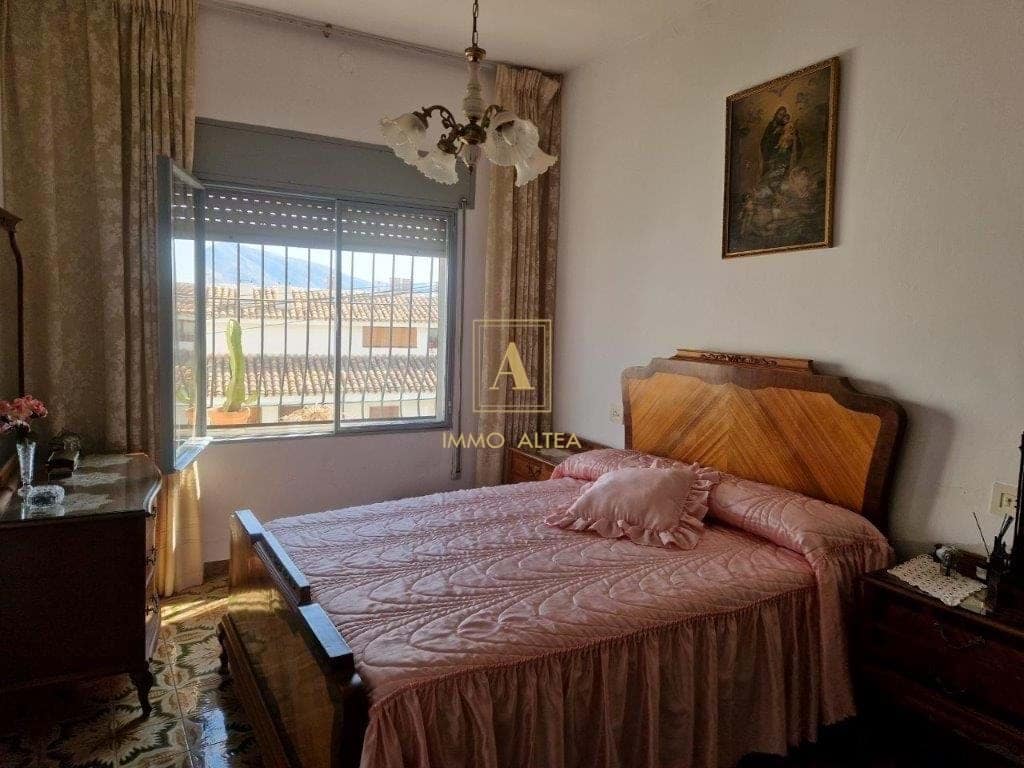 4 soveværelse Byhus til salg i Altea - € 435.000 (Ref: 9181558)