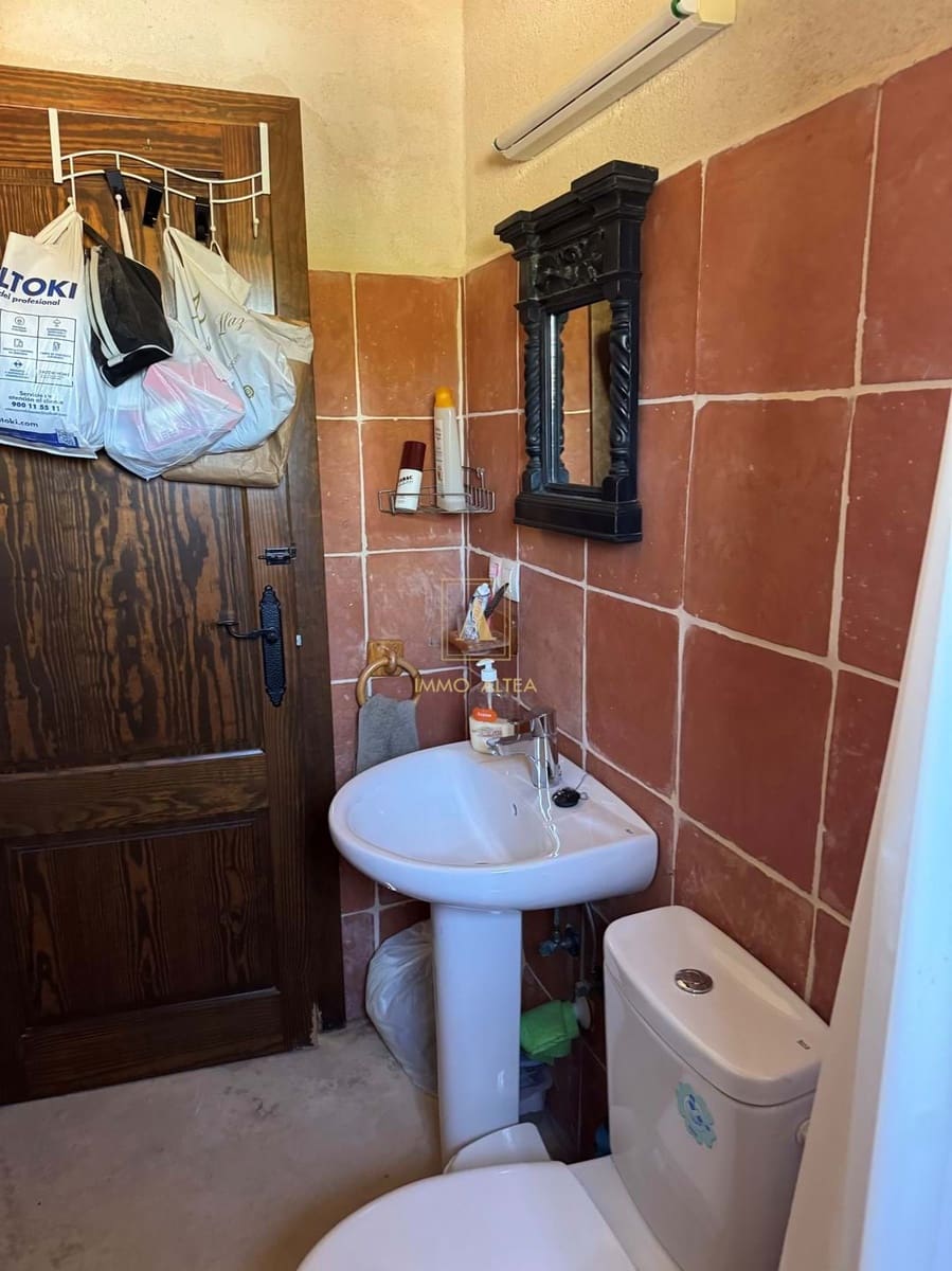 Finca/Country House for sale in Relleu with garage - € 800,000 (Ref: 9308742)