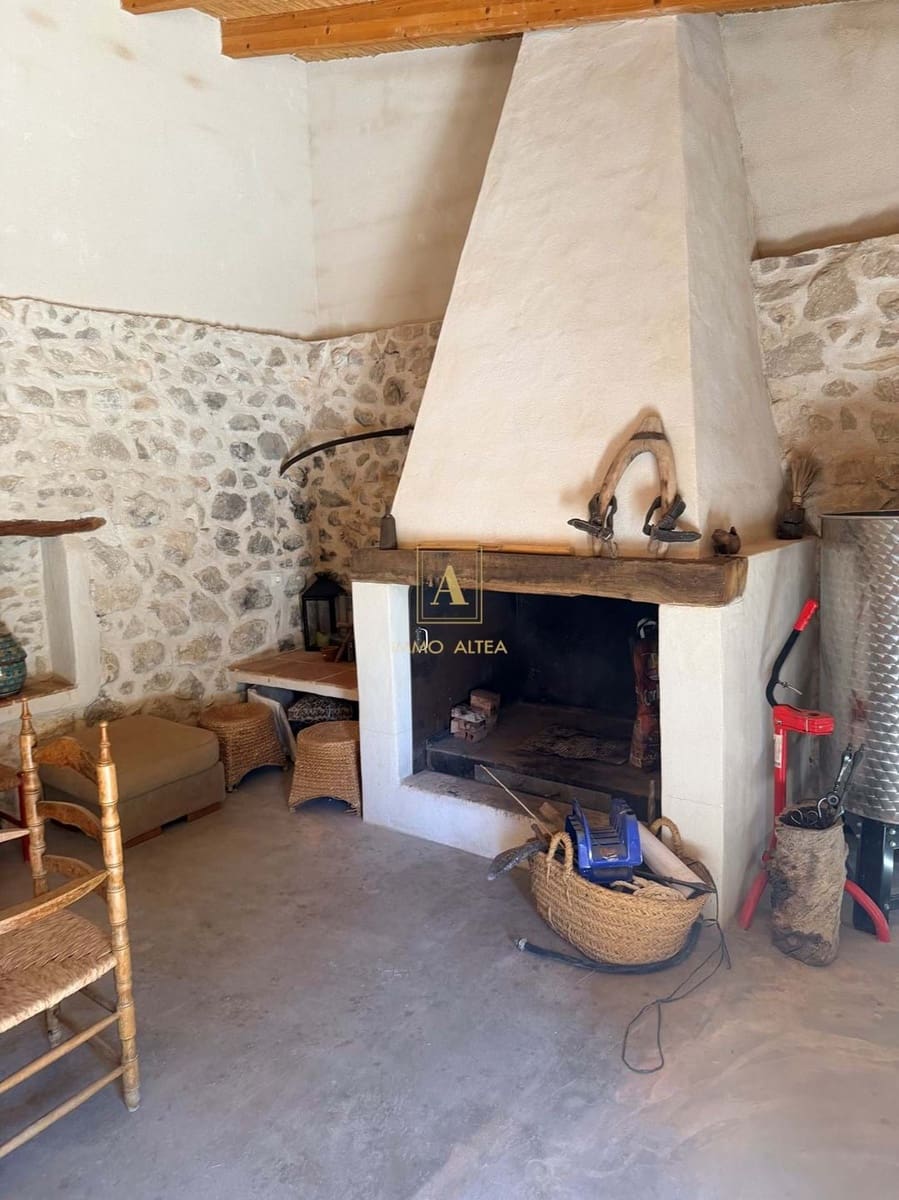 Finca/Country House for sale in Relleu with garage - € 800,000 (Ref: 9308742)